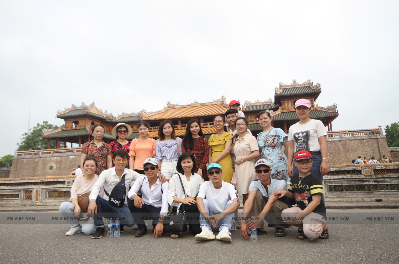 2019-tour-hue-17