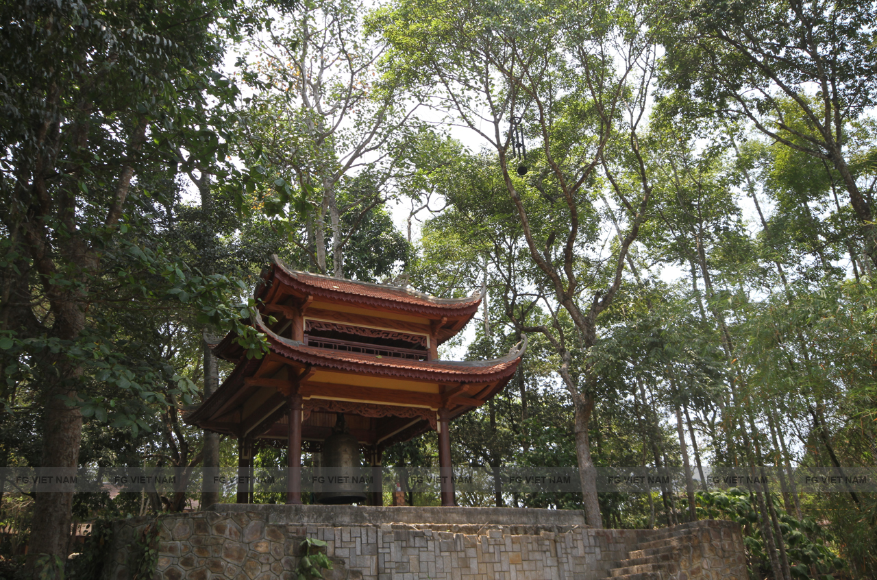 2019-tour-hue-03