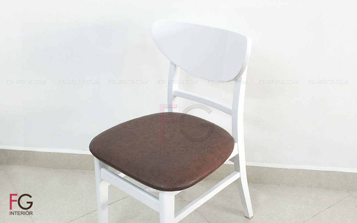 Ghế gỗ cafe đệm da UMA 2T