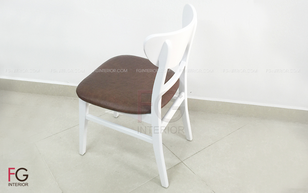 Ghế gỗ cafe đệm da UMA 2T