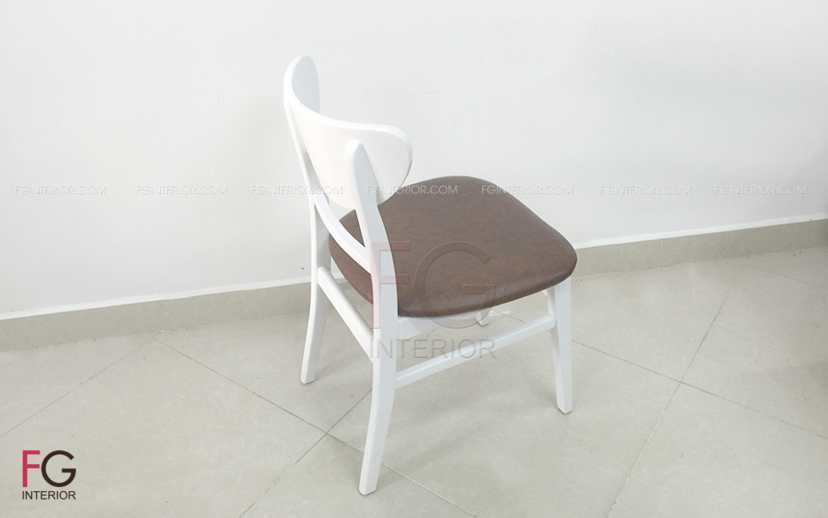 Ghế gỗ cafe đệm da UMA 2T