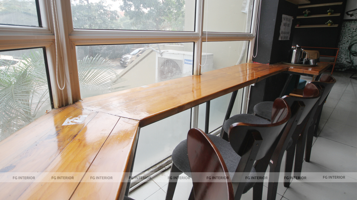 Ung dung nhâm nhi cafe và ngắm cảnh tại The Cafein - chung cư N04 Thành Thái